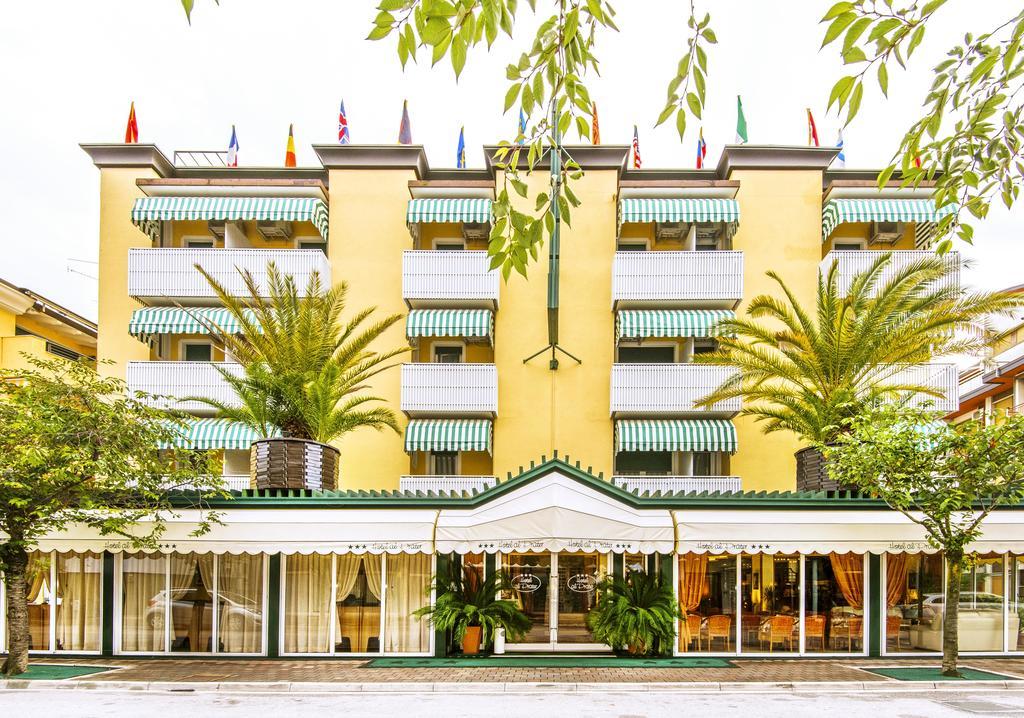Hotel Al Prater Lignano Sabbiadoro Exteriör bild